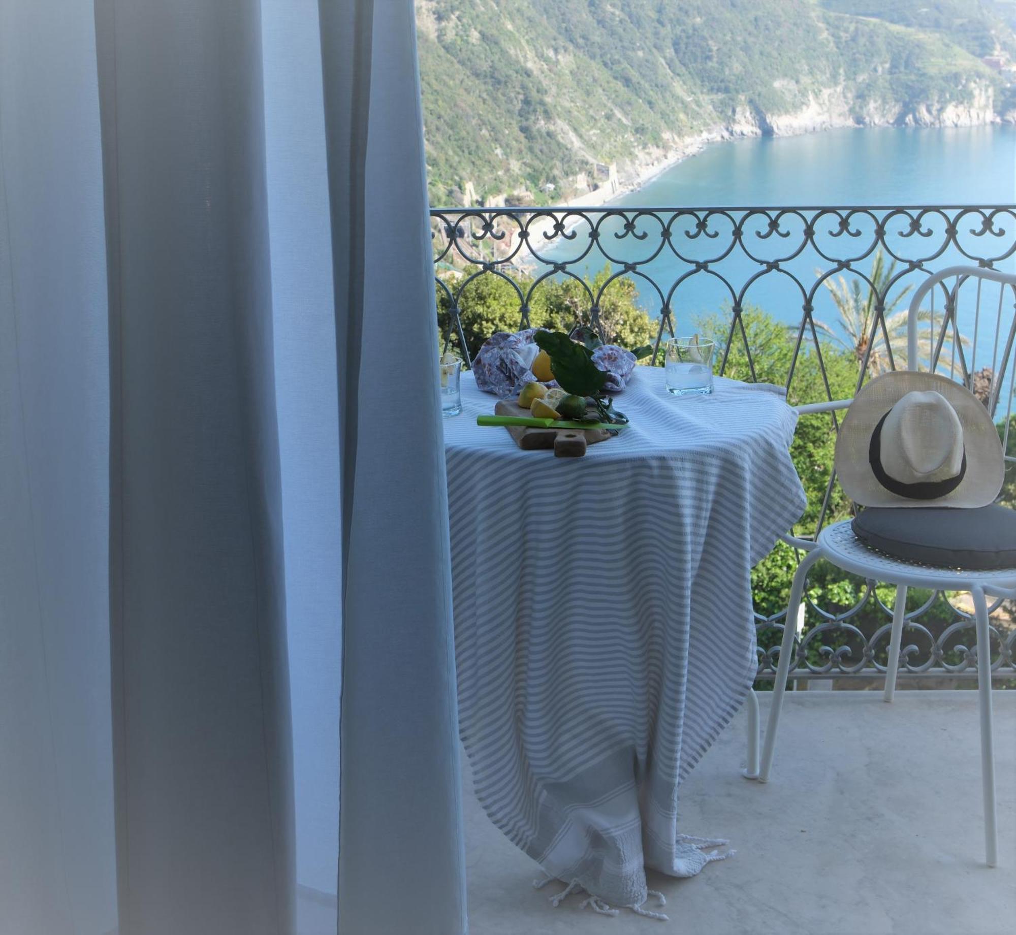 My Place Your Place Corniglia Luaran gambar